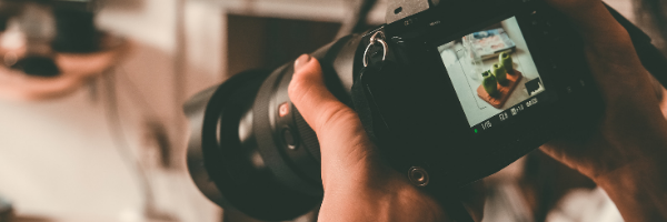 camera focusing on fruit display