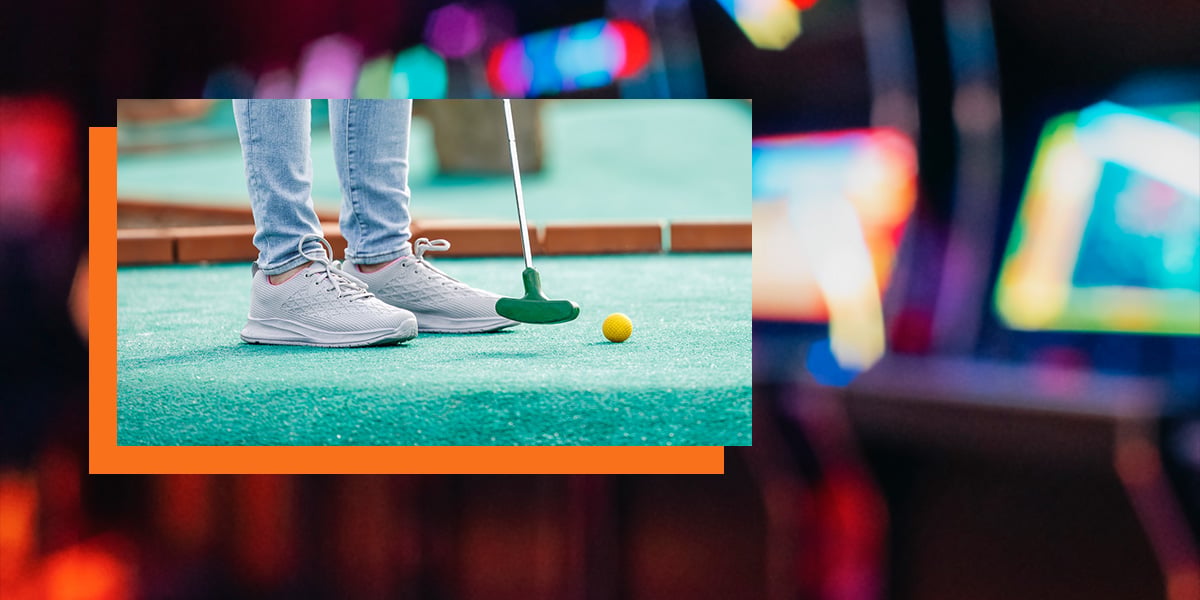 miniature golf putting green