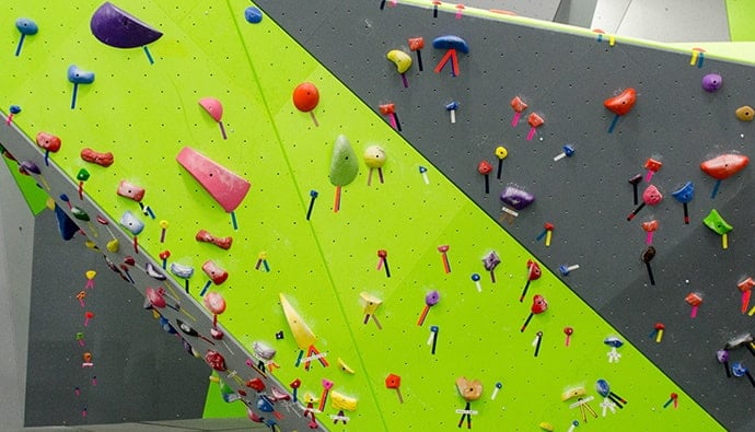 amenities-climbing-wall-690x395