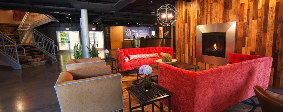 https://2956241.fs1.hubspotusercontent-na1.net/hubfs/2956241/inside-lobby-warehouse-hotel.jpg background-image